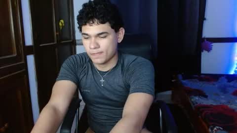 antonio felipe online show from November 17, 12:05 am