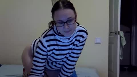 Zyuhre online show from October 11, 7:12 pm