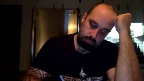 Snapshot of zzman9 chatting on February 10, 4:30 am ZZMan online show from February 10, 4:30 am