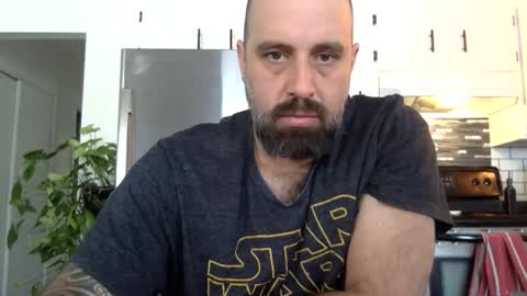 Snapshot of zzman9 chatting on February 14, 1:51 pm ZZMan online show from February 14, 1:51 pm