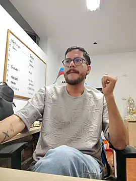 AndyHepburn online show from December 14, 12:49 am