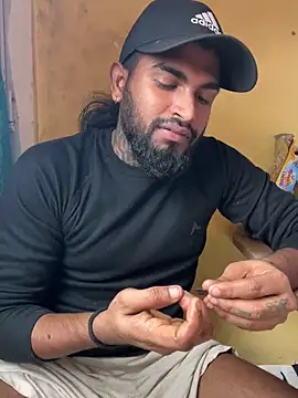 Snapshot of IviedWaster chatting on February 27, 1:05 am IviedWaster online show from February 27, 1:05 am