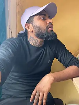 Snapshot of IviedWaster chatting on March 3, 12:26 am IviedWaster online show from March 3, 12:26 am