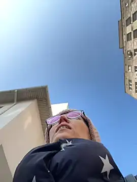 angelmommu online show from February 7, 11:12 am