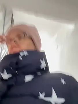 angelmommu online show from February 10, 11:57 am