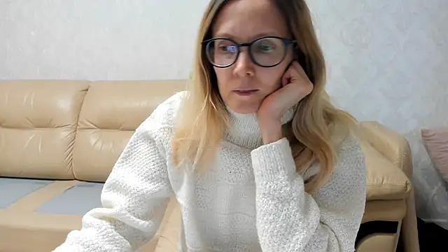 angelmommu online show from March 2, 2:21 pm