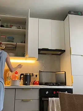 angelmommu online show from March 15, 2:55 pm