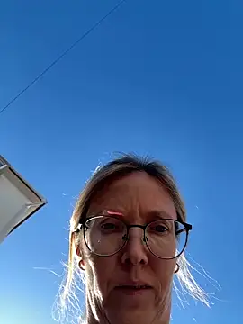 angelmommu online show from September 25, 5:55 am