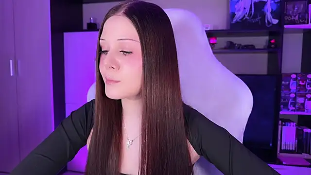 jasminevine online show from November 28, 6:38 am