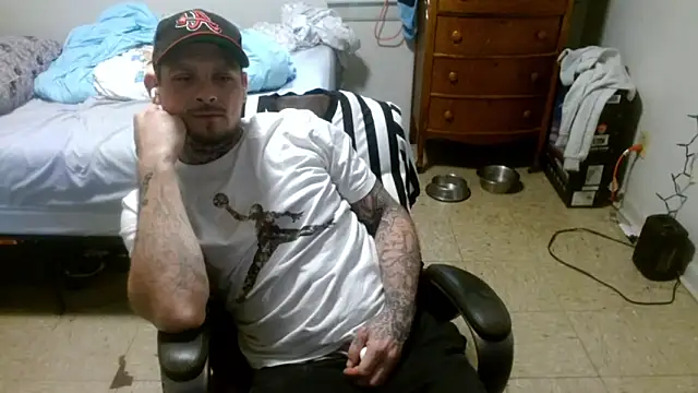Snapshot of DADDY_KANE8--- chatting on May 8, 10:37 pm DADDY KANE8--- online show from May 8, 10:37 pm