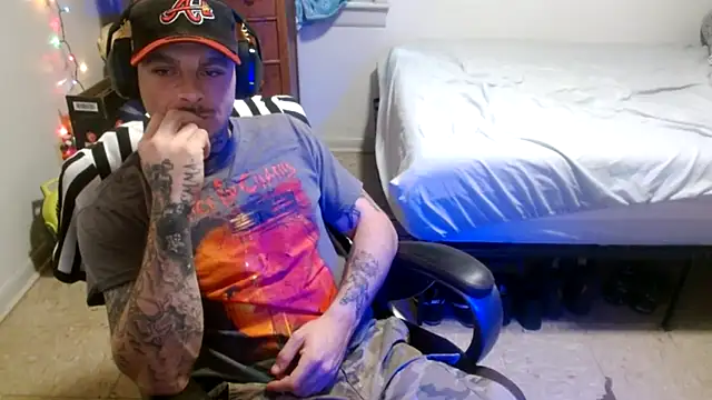 Snapshot of DADDY_KANE8--- chatting on May 22, 5:29 pm DADDY KANE8--- online show from May 22, 5:29 pm