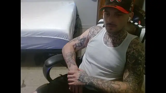 Snapshot of DADDY_KANE8--- chatting on May 27, 11:13 pm DADDY KANE8--- online show from May 27, 11:13 pm