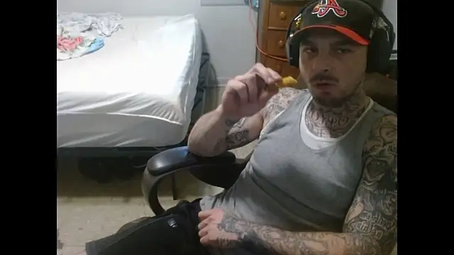 Snapshot of DADDY_KANE8--- chatting on May 29, 3:54 pm DADDY KANE8--- online show from May 29, 3:54 pm