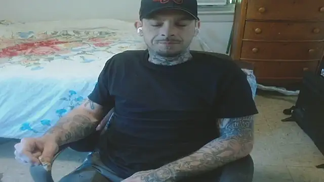 Snapshot of DADDY_KANE8--- chatting on June 13, 4:16 pm DADDY KANE8--- online show from June 13, 4:16 pm