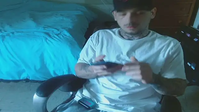 Snapshot of DADDY_KANE8--- chatting on June 16, 1:36 pm DADDY KANE8--- online show from June 16, 1:36 pm