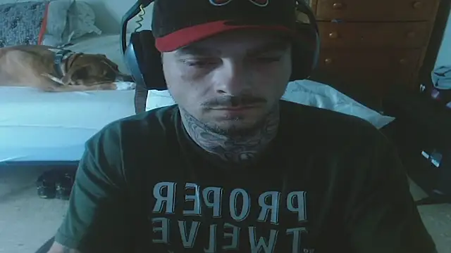Snapshot of DADDY_KANE8--- chatting on June 17, 8:10 pm DADDY KANE8--- online show from June 17, 8:10 pm