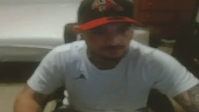 Snapshot of DADDY_KANE8--- chatting on June 23, 6:55 am DADDY KANE8--- online show from June 23, 6:55 am