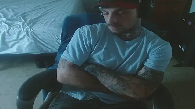 Snapshot of DADDY_KANE8--- chatting on June 24, 1:43 pm DADDY KANE8--- online show from June 24, 1:43 pm