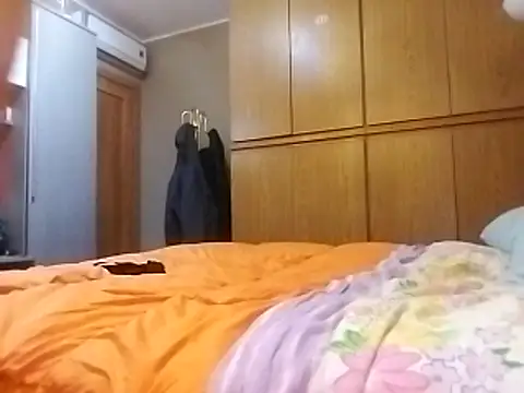 mazinga17 online show from December 15, 8:35 pm