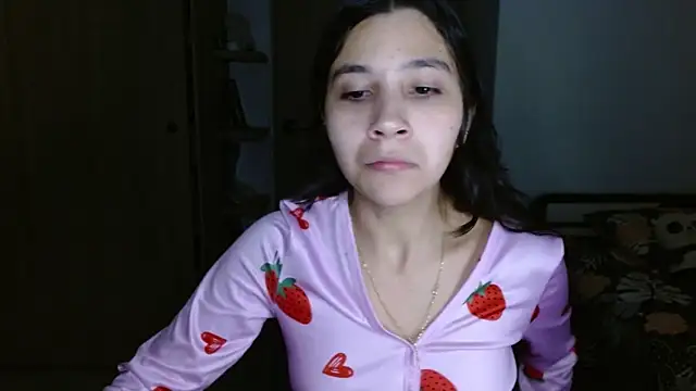 mia  lopez  online show from April 30, 1:23 am