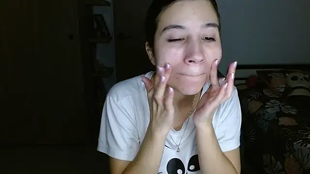 Snapshot of mia__lopez_ chatting on May 21, 4:19 am mia lopez online show from May 21, 4:19 am