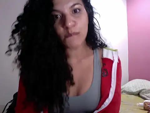 Snapshot of gatubelahot chatting on January 7, 7:10 am gatubelahot online show from January 7, 7:10 am