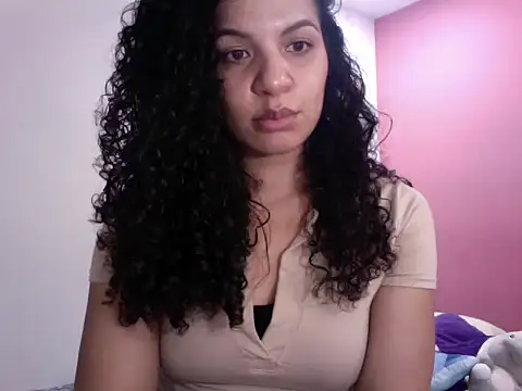 Snapshot of gatubelahot chatting on February 8, 9:57 pm gatubelahot online show from February 8, 9:57 pm