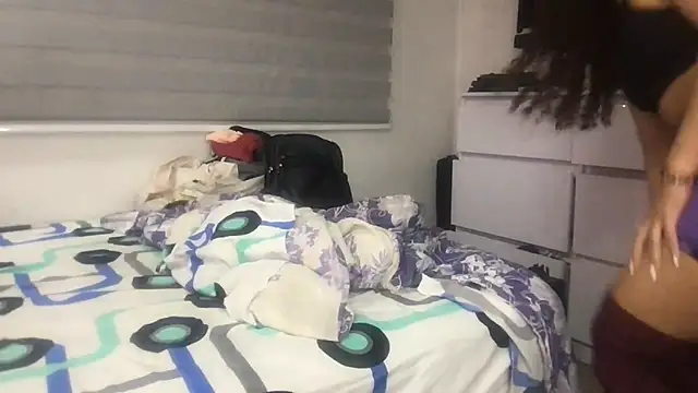 Snapshot of gatubelahot chatting on October 6, 11:24 pm gatubelahot online show from October 6, 11:24 pm