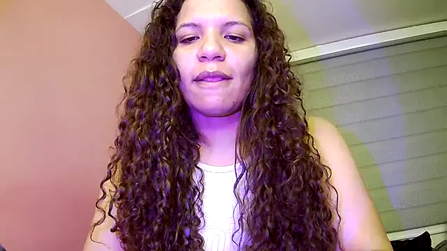 Snapshot of gatubelahot chatting on May 22, 1:35 am gatubelahot online show from May 22, 1:35 am
