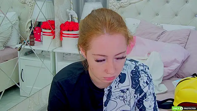 Snapshot of TinaBrook chatting on October 2, 3:46 am TinaBrook online show from October 2, 3:46 am