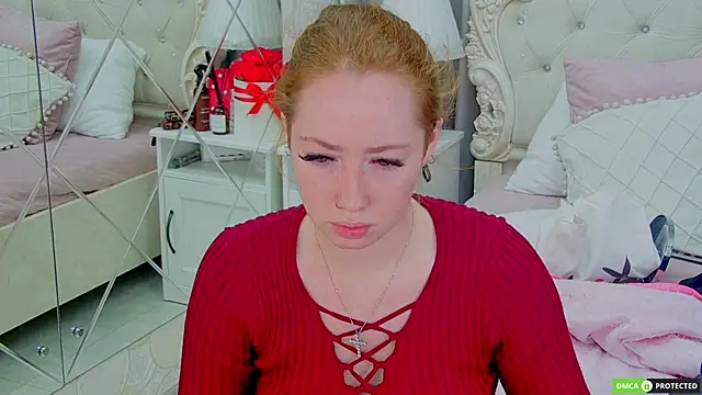 Snapshot of TinaBrook chatting on October 6, 3:59 am TinaBrook online show from October 6, 3:59 am