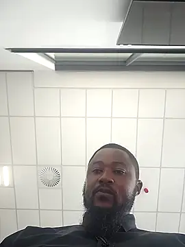 Snapshot of douksm chatting on January 16, 11:58 am douksm online show from January 16, 11:58 am