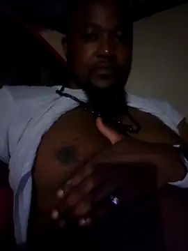 Snapshot of douksm chatting on February 18, 5:21 pm douksm online show from February 18, 5:21 pm