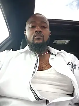 Snapshot of douksm chatting on January 15, 6:07 am douksm online show from January 15, 6:07 am