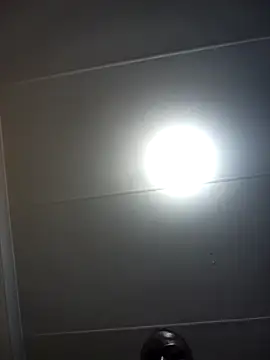 Snapshot of douksm chatting on March 31, 5:24 pm douksm online show from March 31, 5:24 pm