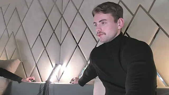 WayneWilson online show from March 8, 4:45 am