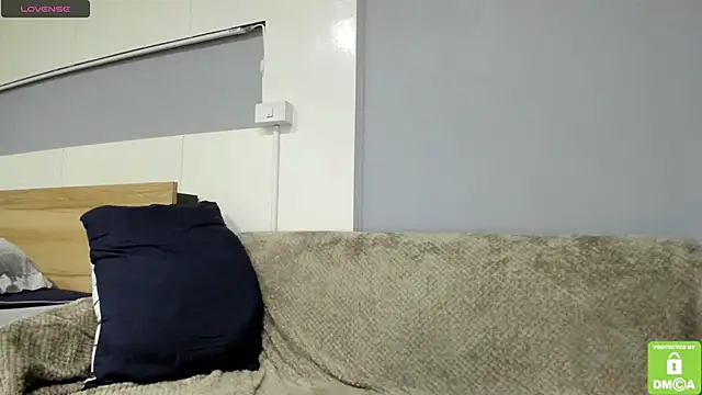 Snapshot of Kalisee_ chatting on February 25, 7:36 pm Kalisee online show from February 25, 7:36 pm