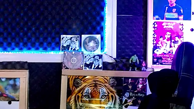 Darko0717 online show from February 17, 9:08 pm