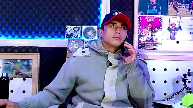 Darko0717 online show from March 7, 1:20 am