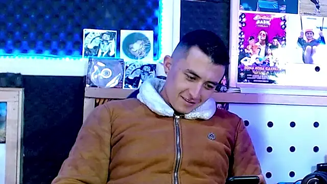 Darko0717 online show from March 7, 8:44 pm