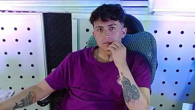 Darko0717 online show from September 16, 1:17 am