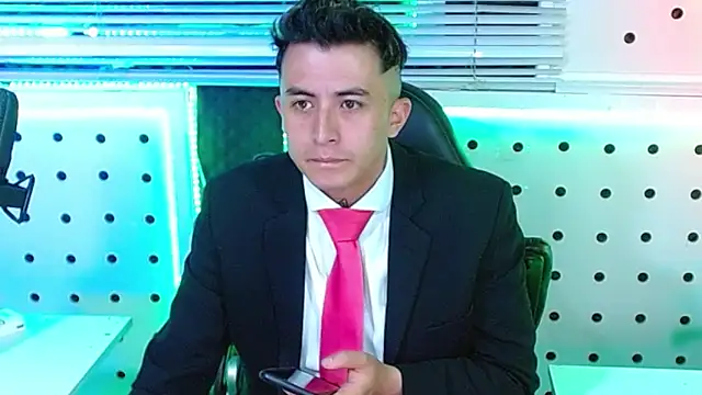 Darko0717 online show from December 17, 12:55 pm