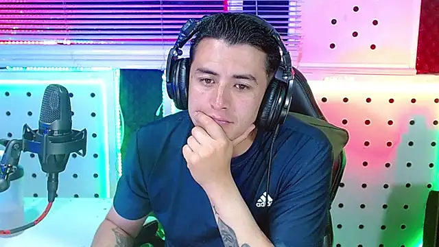 Darko0717 online show from January 17, 2:16 am