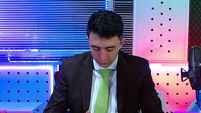Snapshot of Darko0717 chatting on June 11, 11:08 am Darko0717 online show from June 11, 11:08 am
