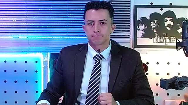 Darko0717 online show from July 12, 1:35 pm