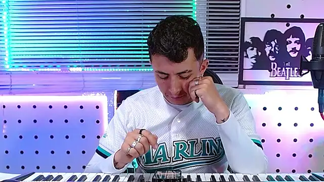 Darko0717 online show from August 1, 12:32 am