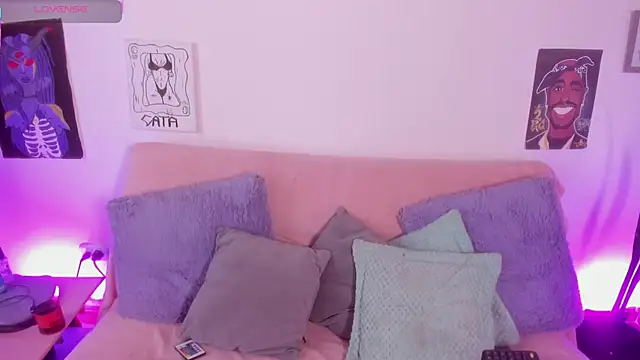 Snapshot of Cata_green chatting on June 11, 7:12 pm Cata green online show from June 11, 7:12 pm