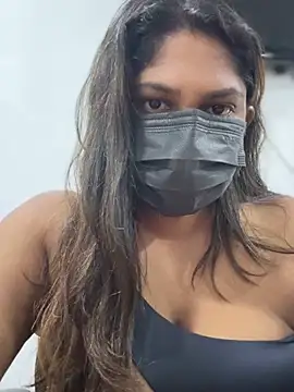 Snapshot of Black_Beauty997 chatting on March 7, 5:06 pm Black Beauty997 online show from March 7, 5:06 pm