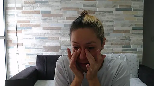 MommyMiaWs online show from September 30, 4:34 pm