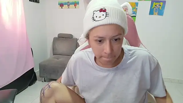 MommyMiaWs online show from February 18, 2:35 pm